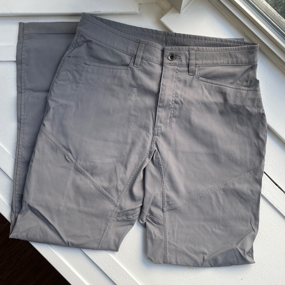 ① Mountain Hardwear • Men's Hardwear AP™ Active Pant in Manta Grey • Size 33/34